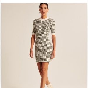 Abercrombie Sweater Dress - Size M